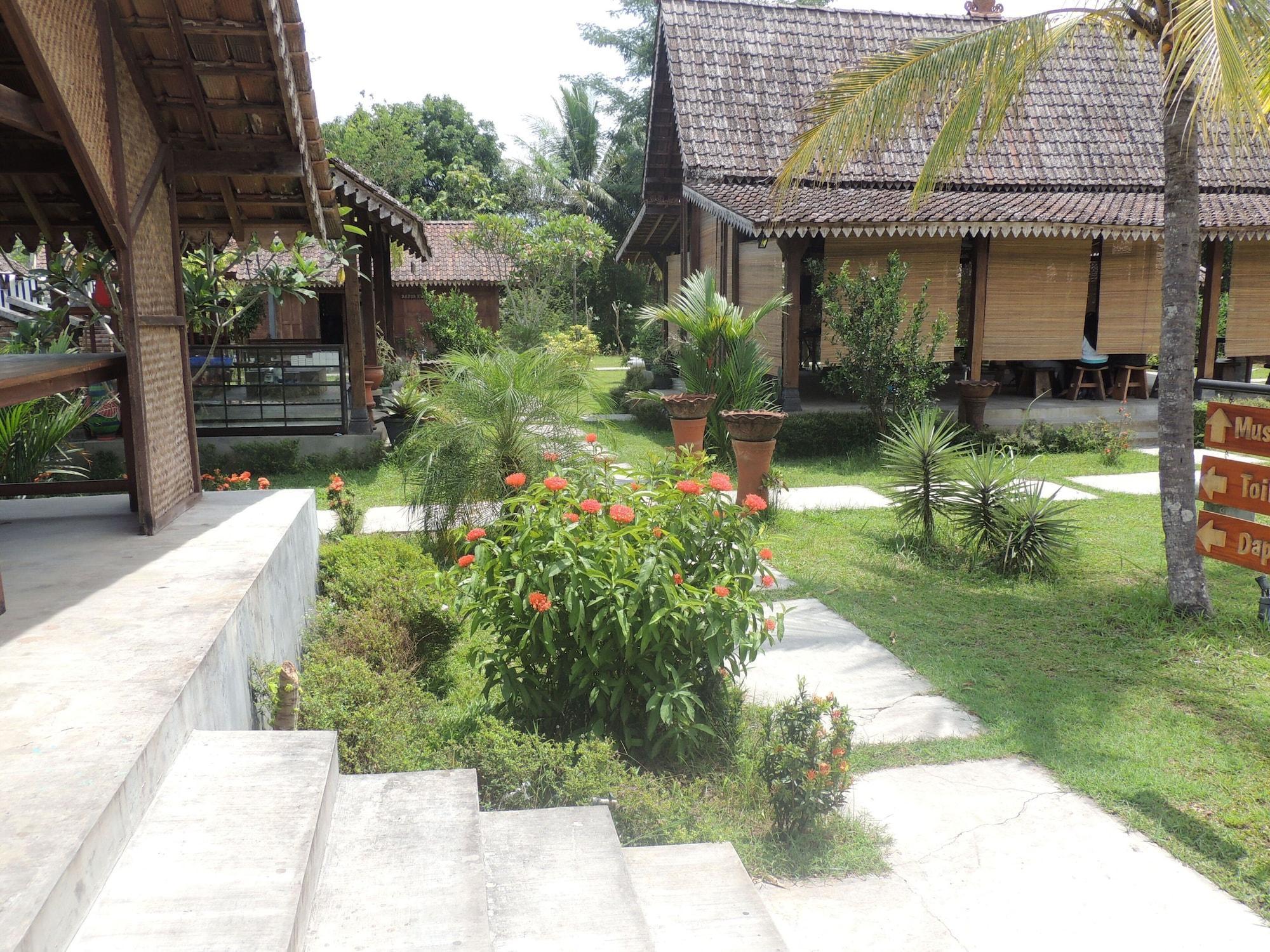 Balkondes Karanganyar Pottery Academy Hotel Magelang Exterior photo